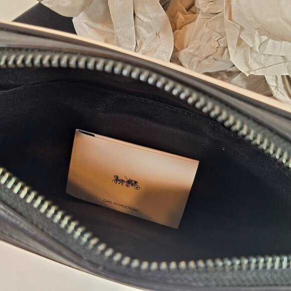 RARE Gray Coach Graham Art Deco Print Leather Crossbody NWT- *FLAW, READ* - Picture 7 of 8